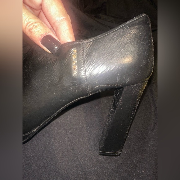 Prada open toe ankle boots / heels. Black leather. Size 40 - Picture 10 of 12
